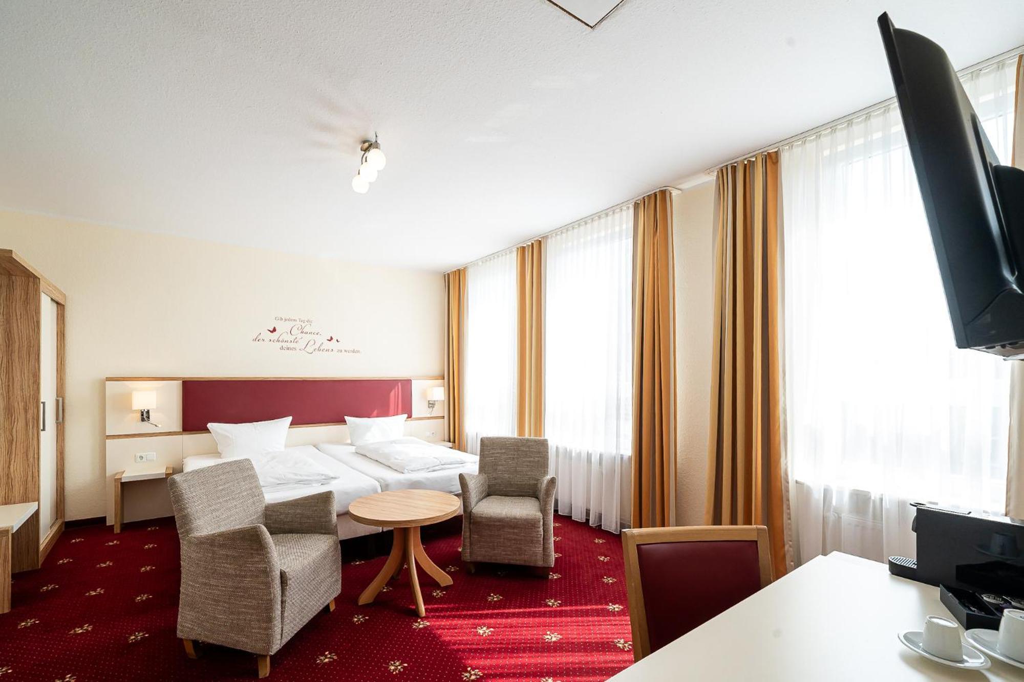 Sleepbeeone Wilhelmshaven Hotel Exterior photo